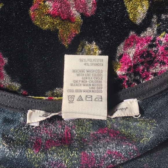 American Rag Velvet Crop Top - Picture 6 of 6